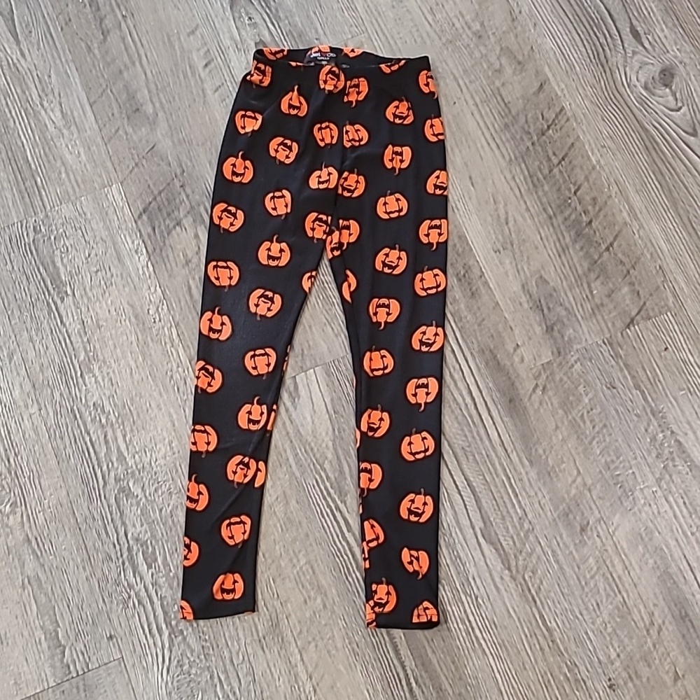 Pumpkins Leggings SIZE 7/8 by Just One